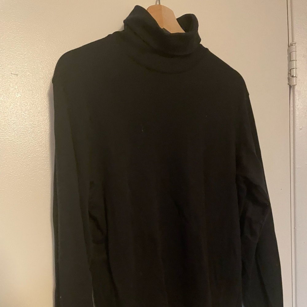 UNIQLO Turtleneck Sweater Black Medium